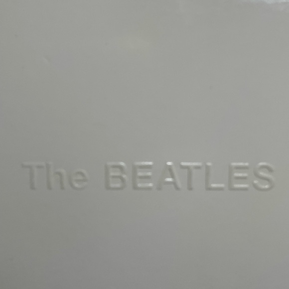 The Beatles 50th Anniversary The White Album 2012 Vinyl Double Album Corner Damg - Picture 1 of 9